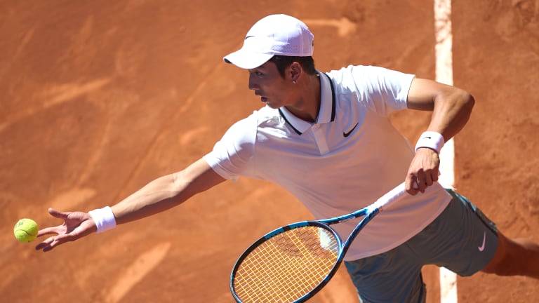 Ovaj 19-godišnji Šang je prvi kineski tinejdžer koji je stigao do Top 100 u istoriji ATP rang liste.