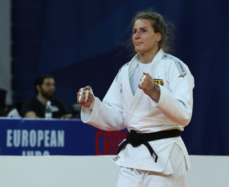 Ana-Marija Vagner pobedila Vagnera za zlato u Dušanbeu