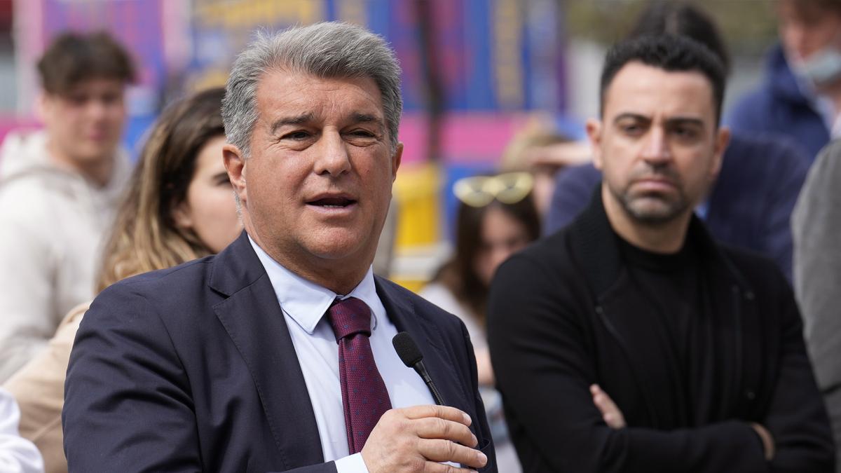 FK Barselona: Laporta obavestio Ksavija o otkazu