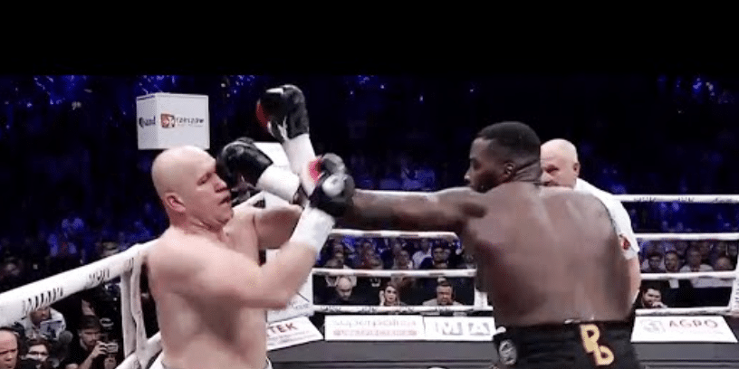 Okolie osvojio WBC Bridgerweight titulu sa TKO iz prvog kola Rožanskog