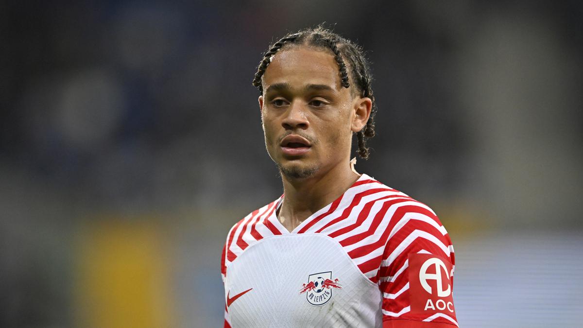 PSG: Ksavi Simons će ovog leta ponovo otići na pozajmicu
