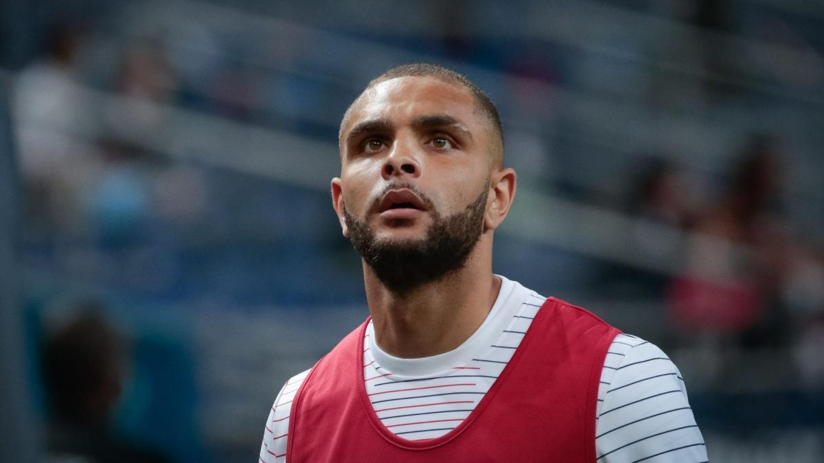 PSG: Lajvin Kurzava i nekoliko igrača izviždani tokom svečanosti