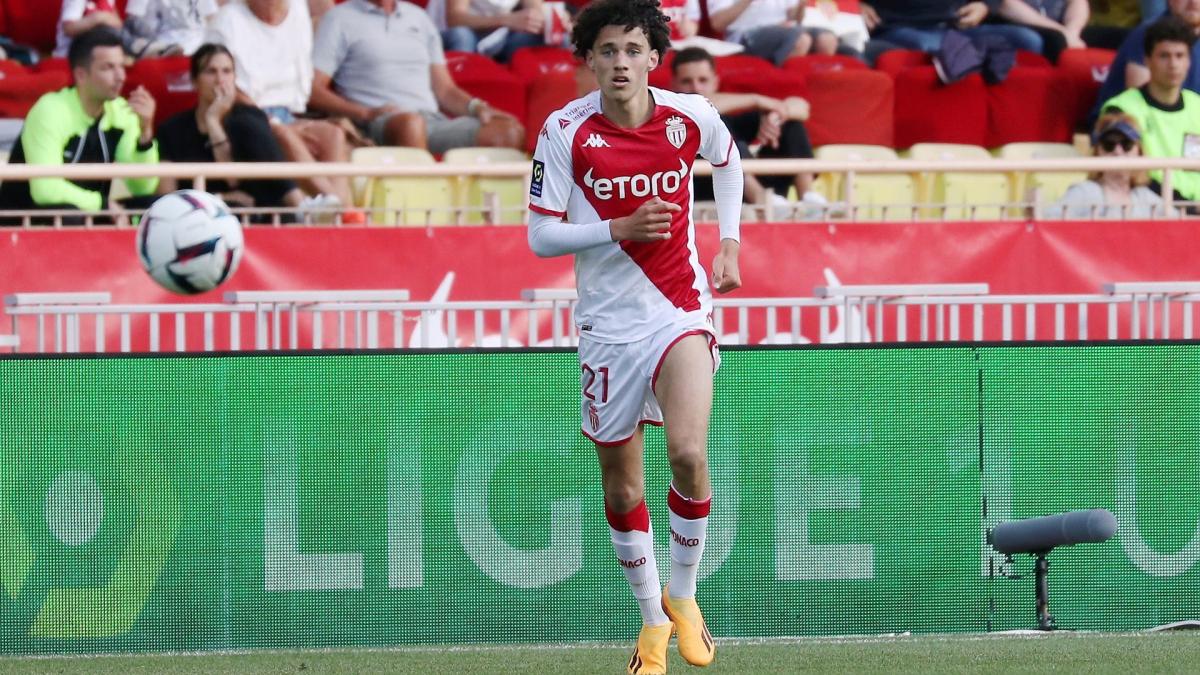 PSG pomera brzinu za Maghnes Akliouche!
