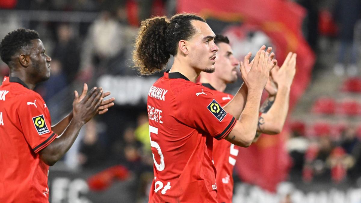 Stade Rennais: Arthur Theate na izlasku?