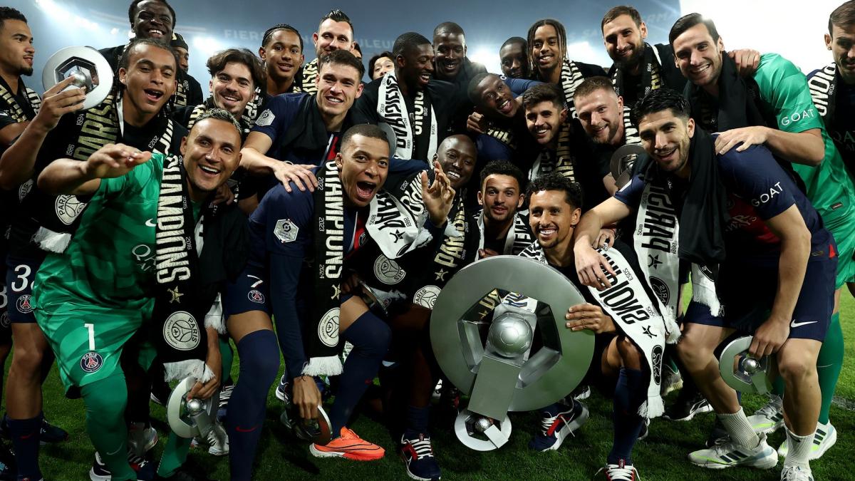 Svlačionica PSŽ-a poslala snažnu poruku Kajlijan Mbapeu pred odlazak u Madrid!