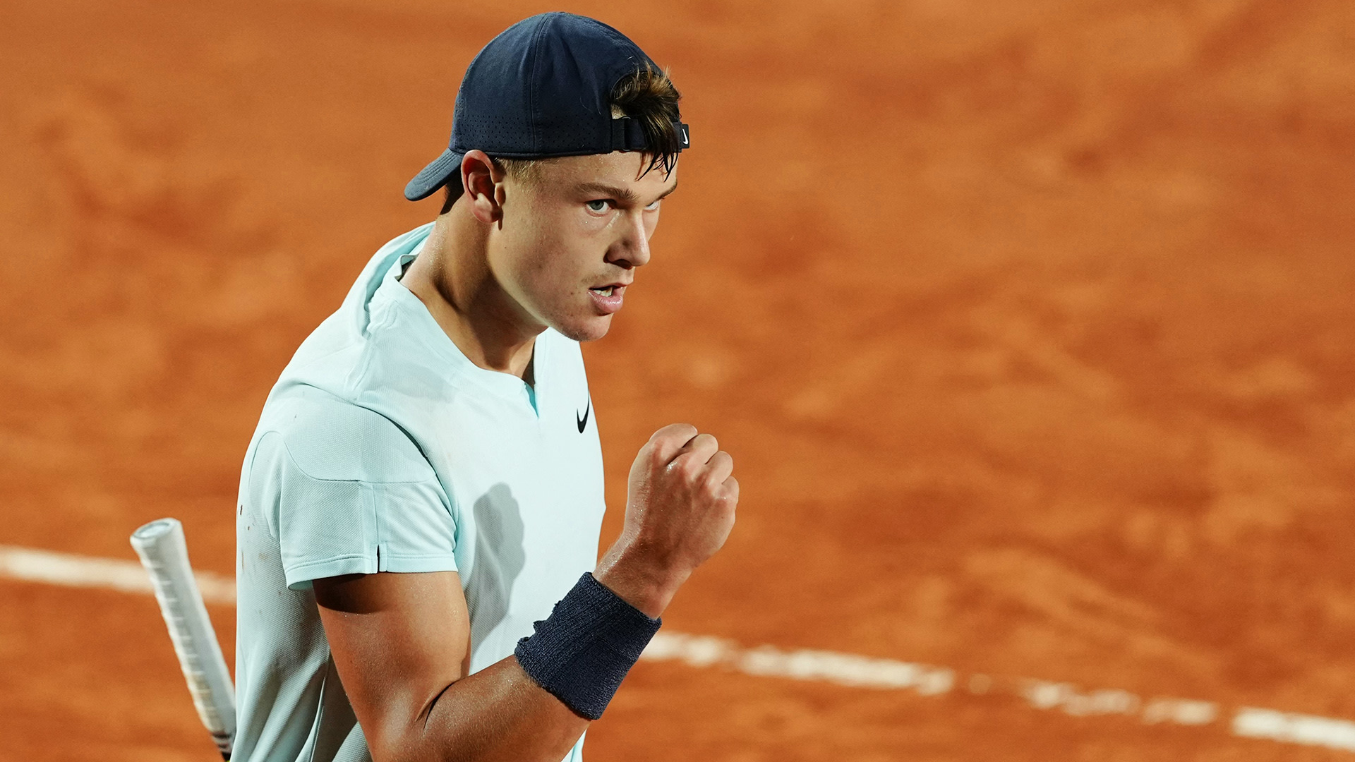 Roland Garros Previews: Sabalenka vs. Navarro, Zverev vs. Rune, Ruud vs. Fric