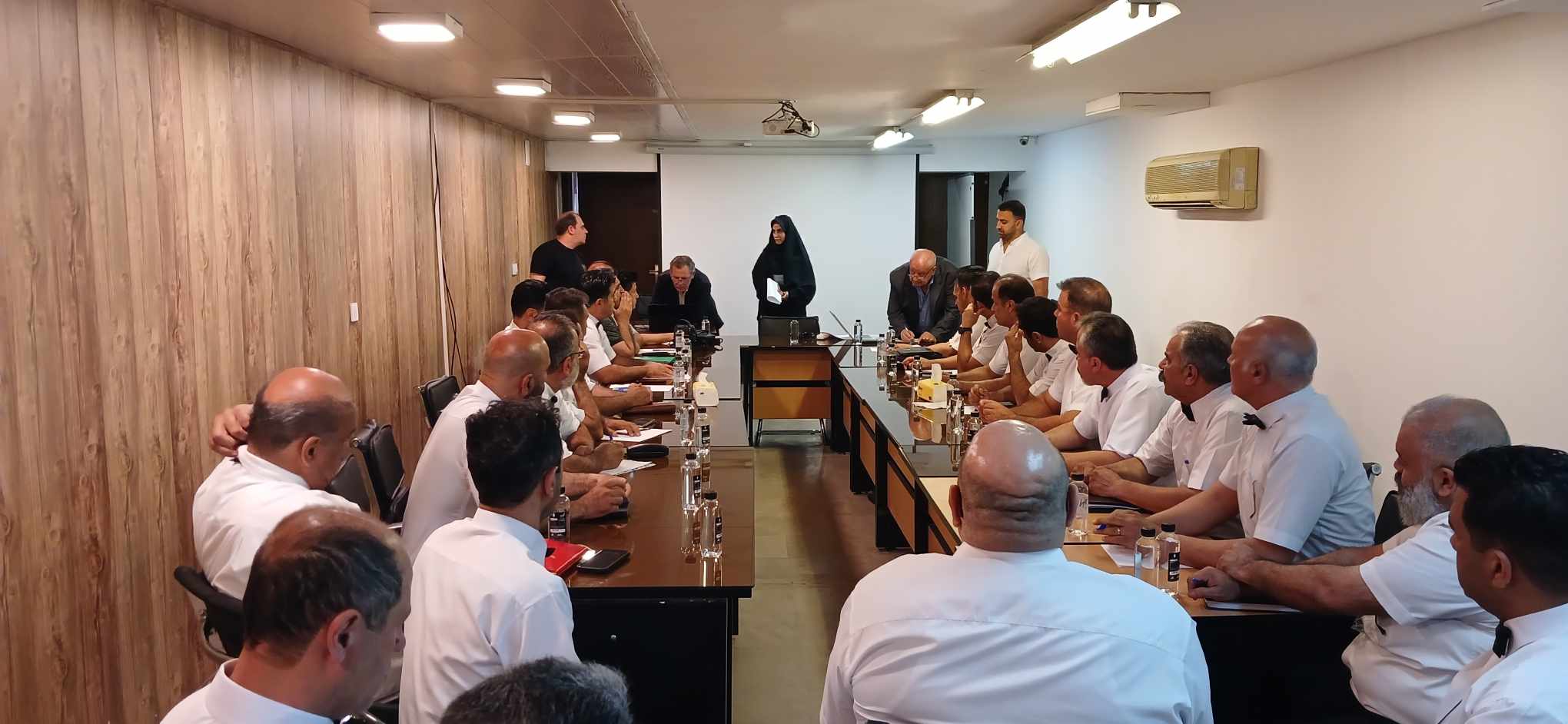 U Teheranu je u toku kurs sudije i sudije sa 1 zvezdicom tokom njihovog Memorijalnog nacionalnog turnira