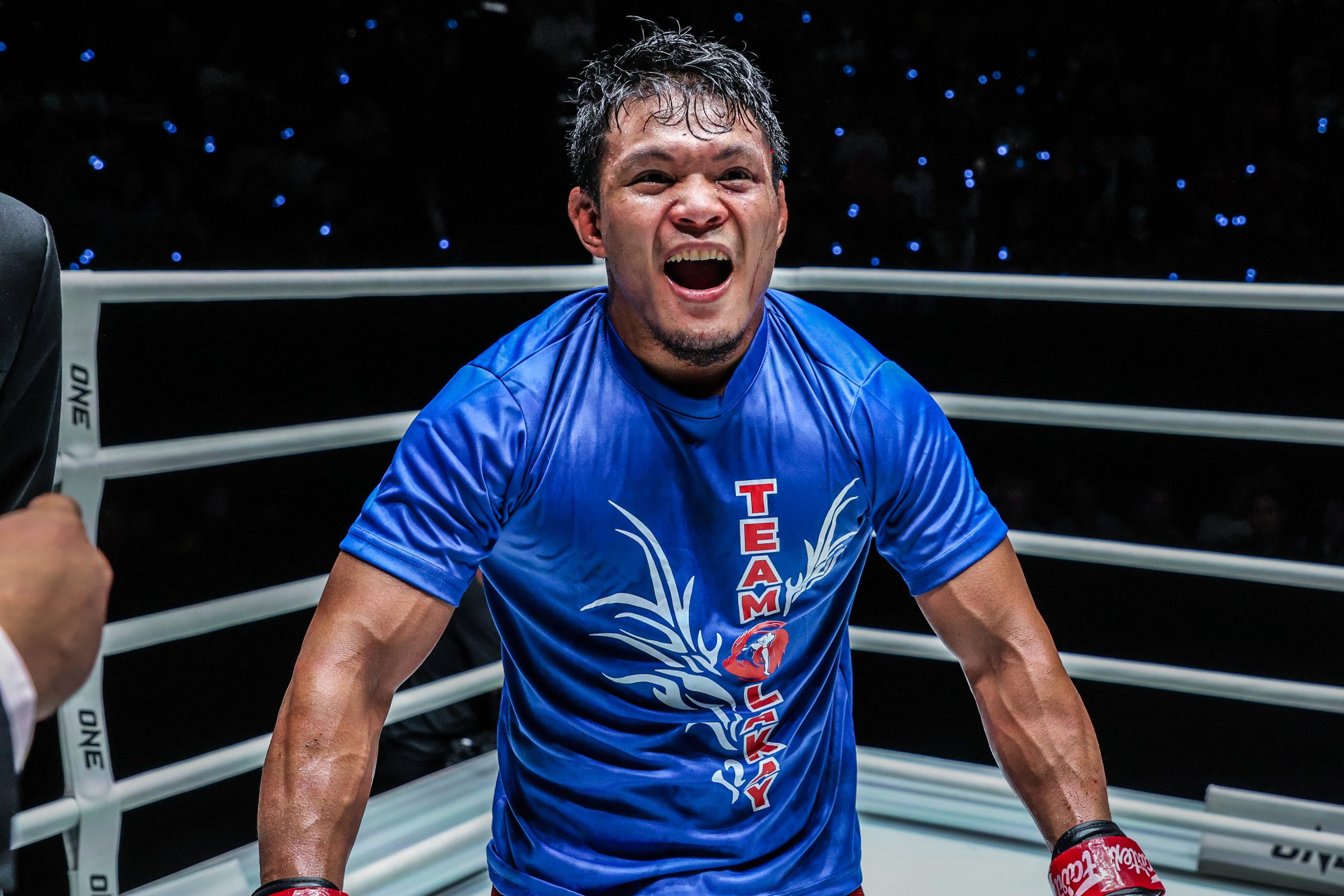 Carlo Bumina ang Chayan Oorzhak ONE Friday Fights 65 40