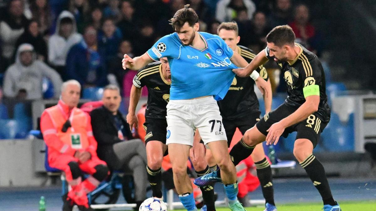 PSG Merkato: Napoli nije rekao svoju poslednju reč u slučaju Khvicha Kvaratskhelia