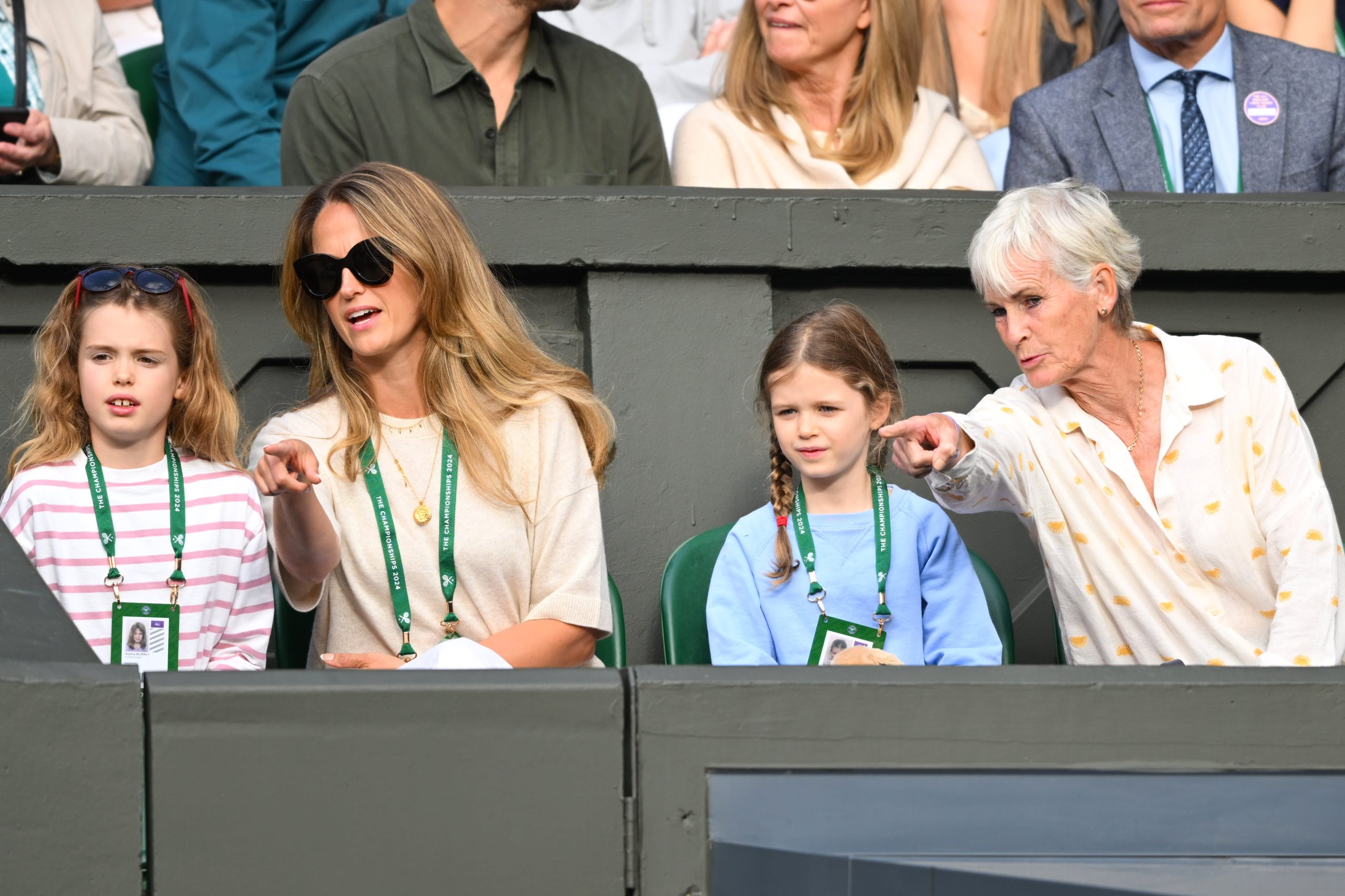 Svi osećaji! Sophia, Edie Murray bodre tatu Andy & uncle Jamie iz Centre Court box-a