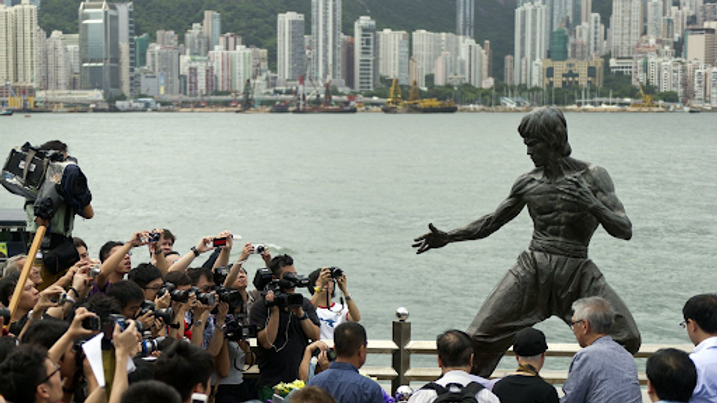 Bruce Lee statua