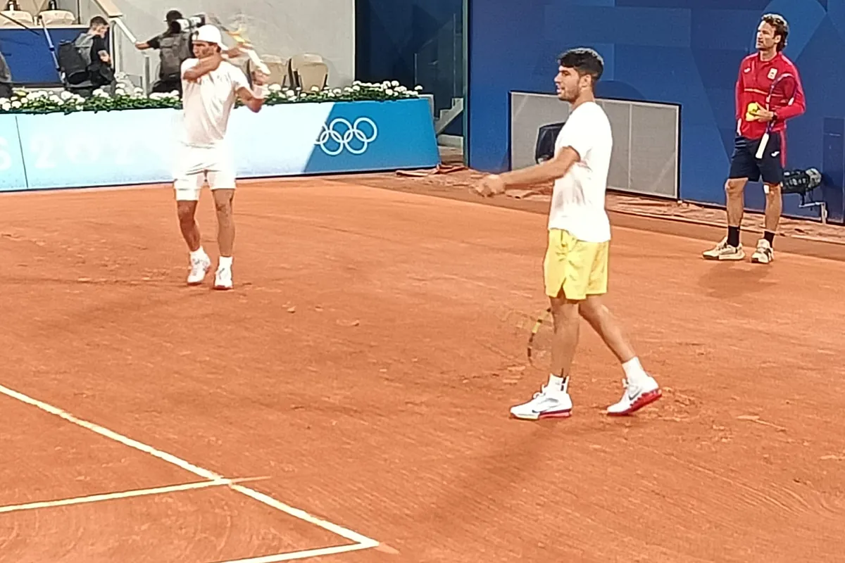 Nadal trenira dubl normalno... i španski teniseri neće ići na ceremoniju otvaranja