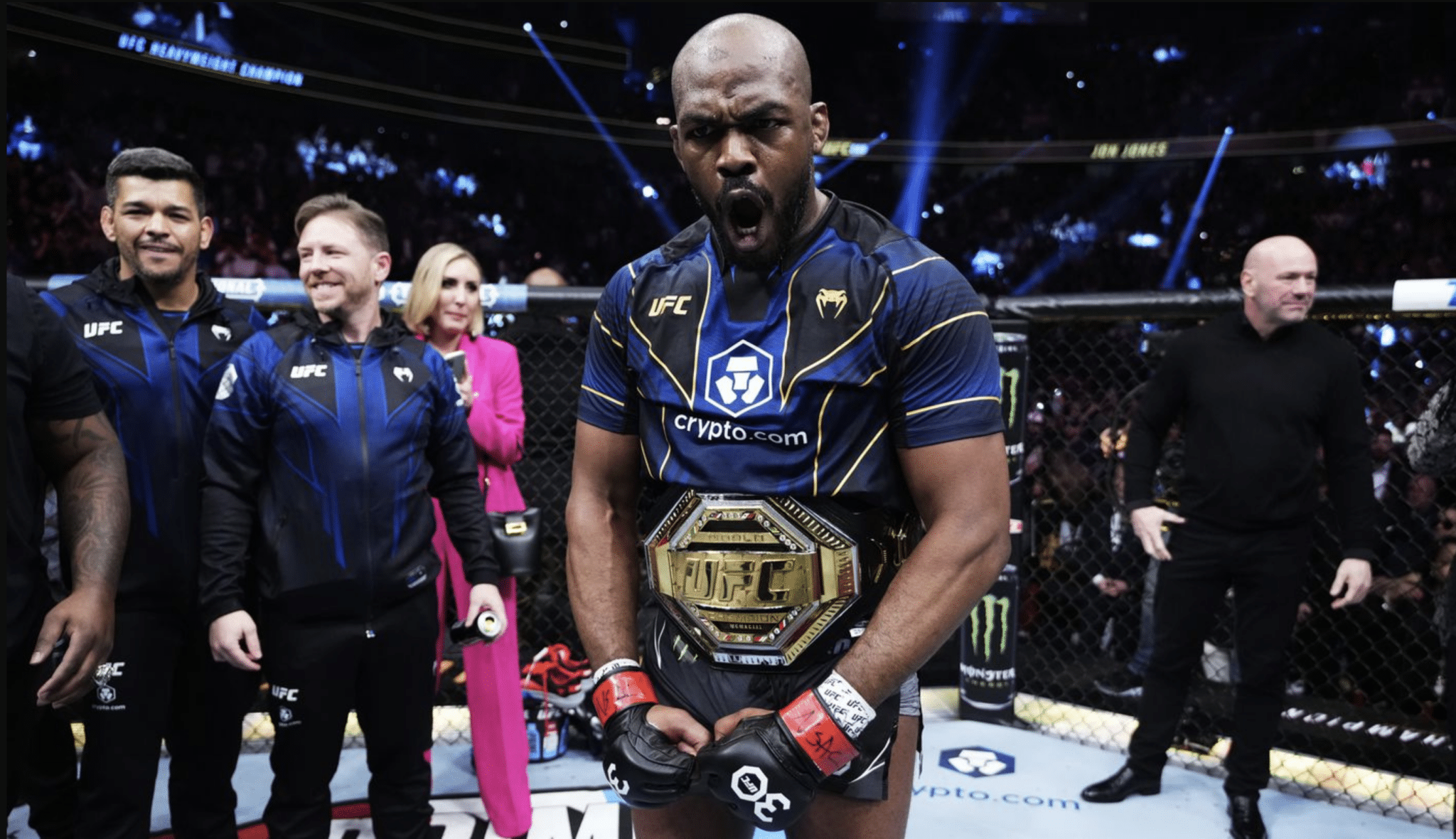 Jon Jones reaguje na Tom Aspinall's Callout