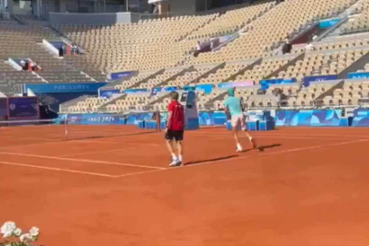 Rafa Nadal završava obuku u Philippe Chatrier pre svog debija sa Fucsovics