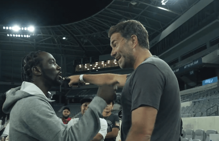Terence Crawford i Eddie Hearn sukobljavaju se pred borbom Israil Madrimov