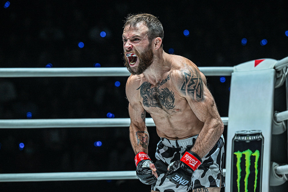 Jarred Brooks odražava na ONE Fight Night 24 pobeda, Oči Pacio, Džonson Sledeći