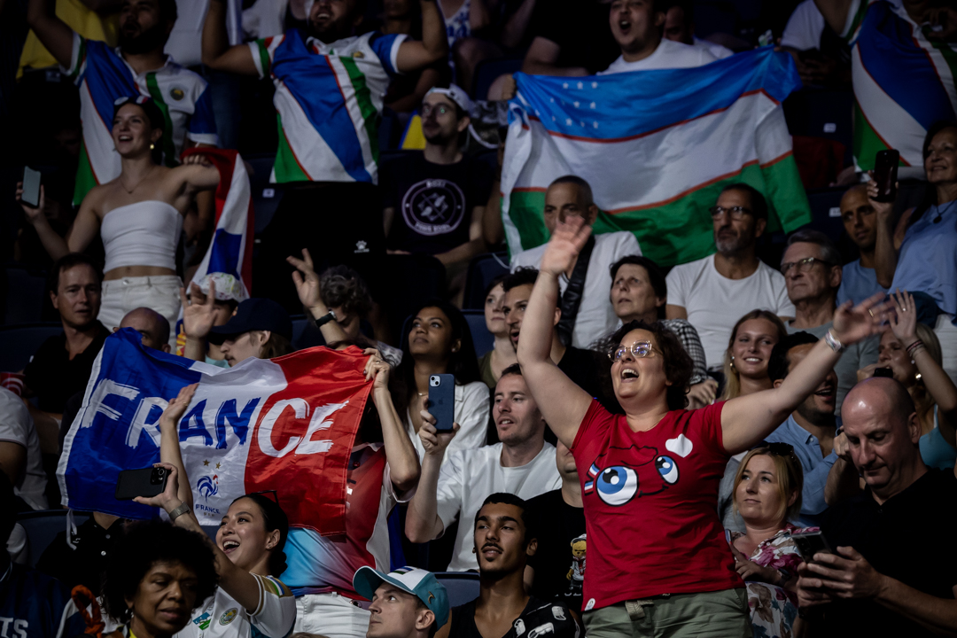 Hasanboi Dusmatov se vratio na vrh olimpijskog podijuma nakon osam godina, dok je Seiitbek Uulu napravio istoriju za Kirgistan