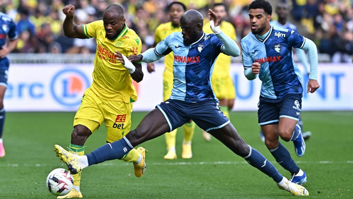 ASSE - HAC: Abdulaie Toure se sukobljava sa Larsonneurom