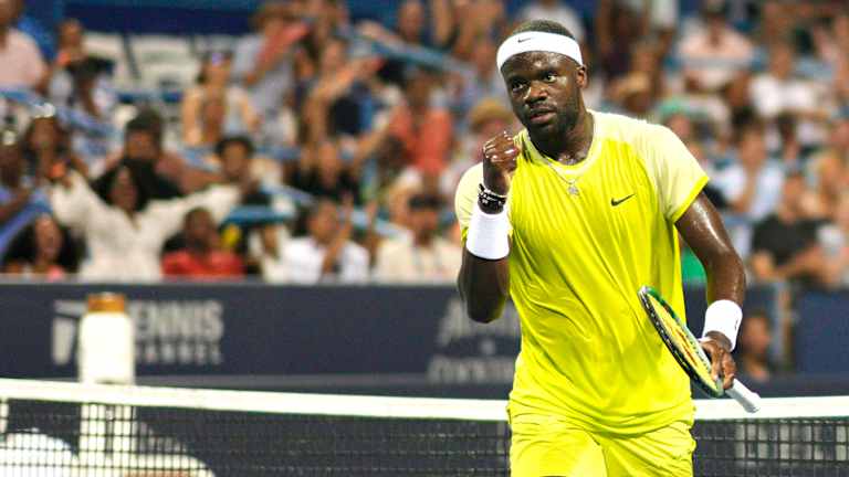 Tiafoe će igrati Jannik Sinner za titulu.