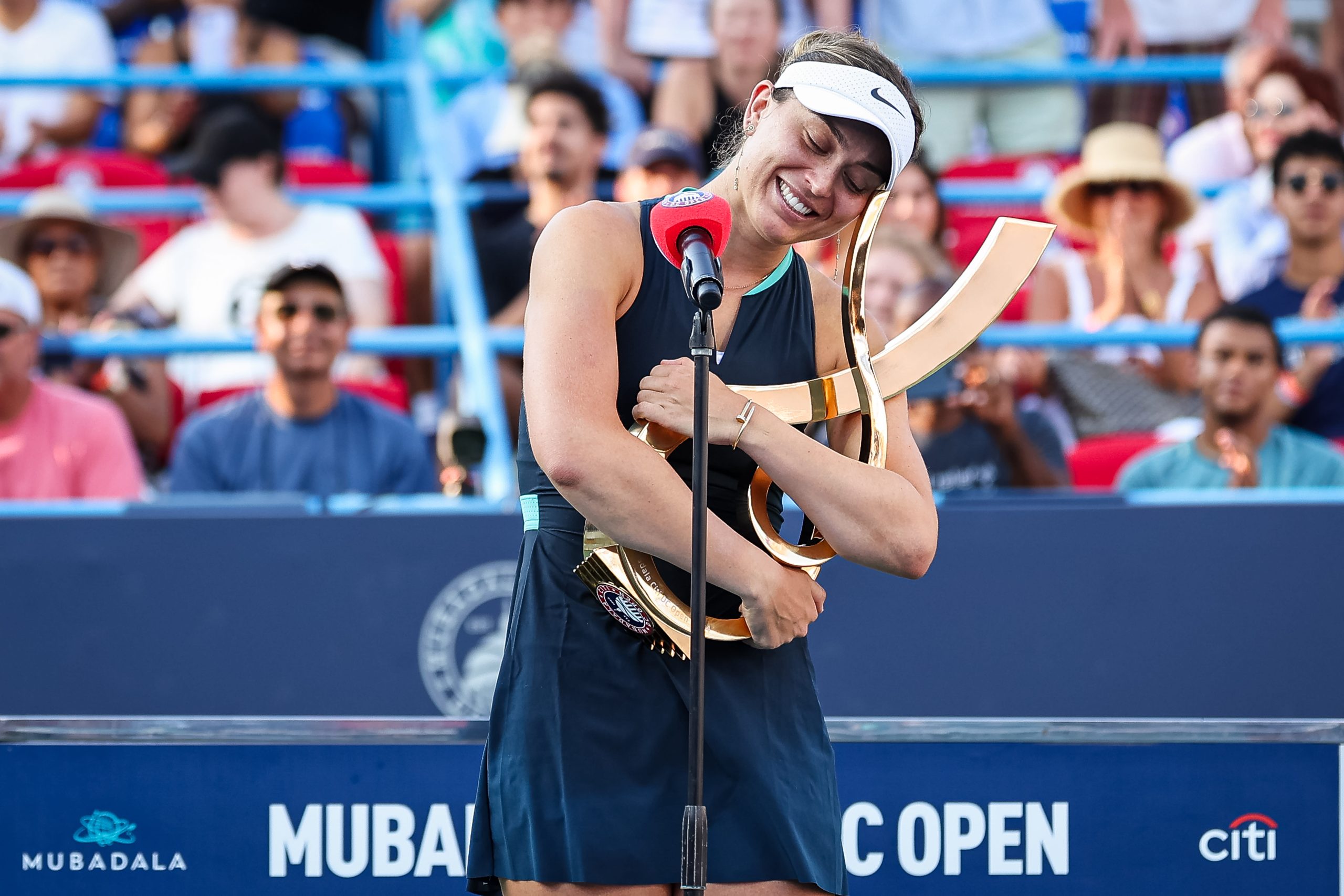 Gauff, Jabeur, Tsitsipas i drugi pokazuju ljubav prema Pauli Badosa nakon što je pobedila u Vašingtonu.