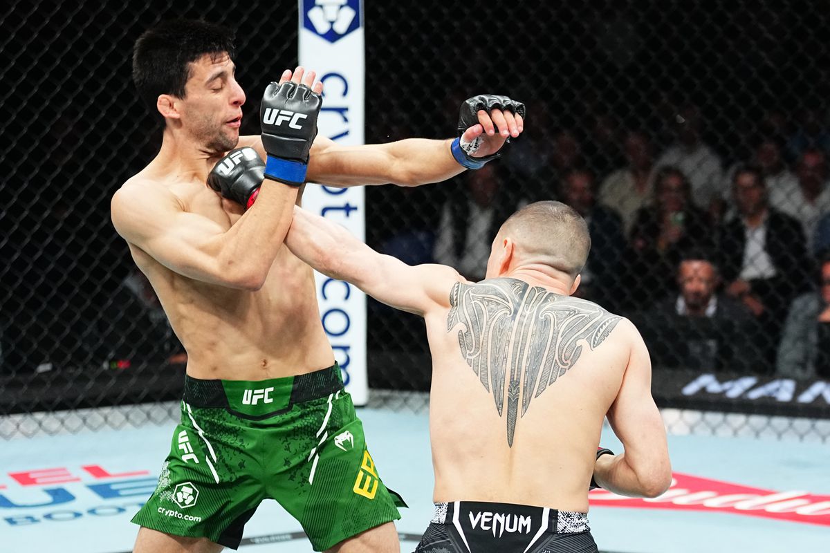 Kai Kara-France zapanjuje nokautom Stevea Ercega u UFC 305 Co-Main Event