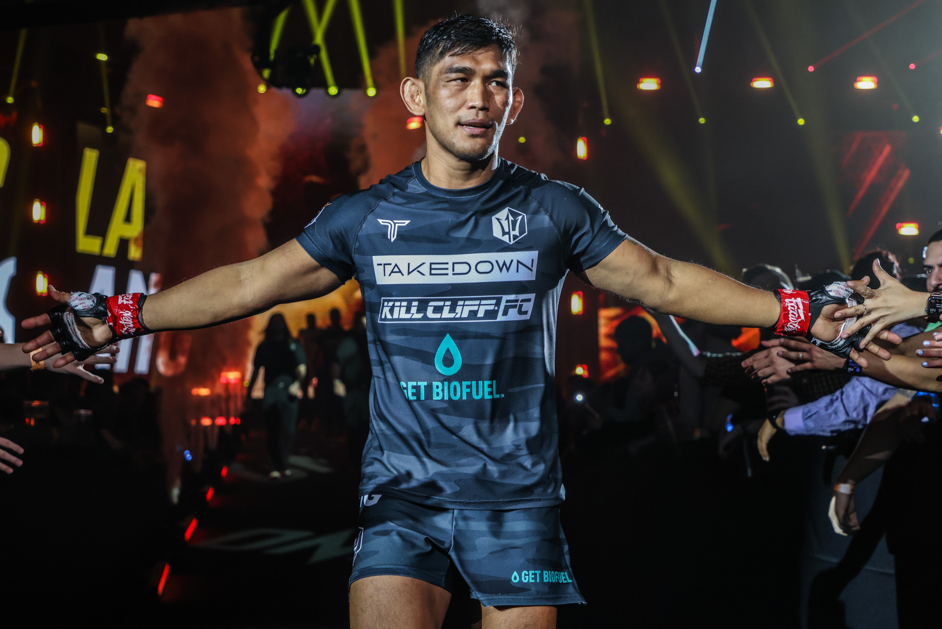 Aung La N Sang Fan Rong ONE Fight Night 10 6