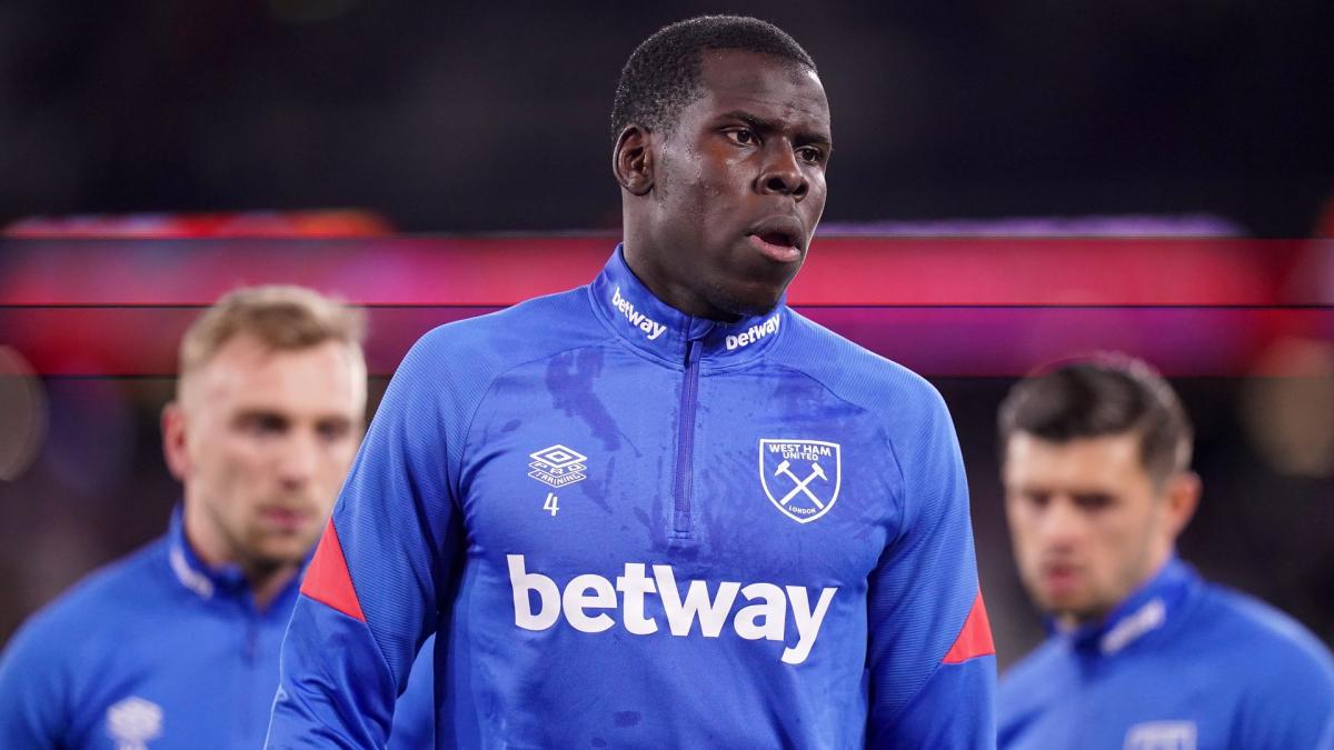 Vest Hem: Šabab Al Ahli svoop dole Kurt Zouma