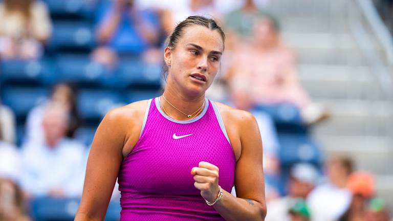 Sabalenka sada poseduje tri glavne titule, sve na tvrdoj podlozi, i nastojaće da završi sezonu 2024. tako što će vratiti broj 1 na rang listi.