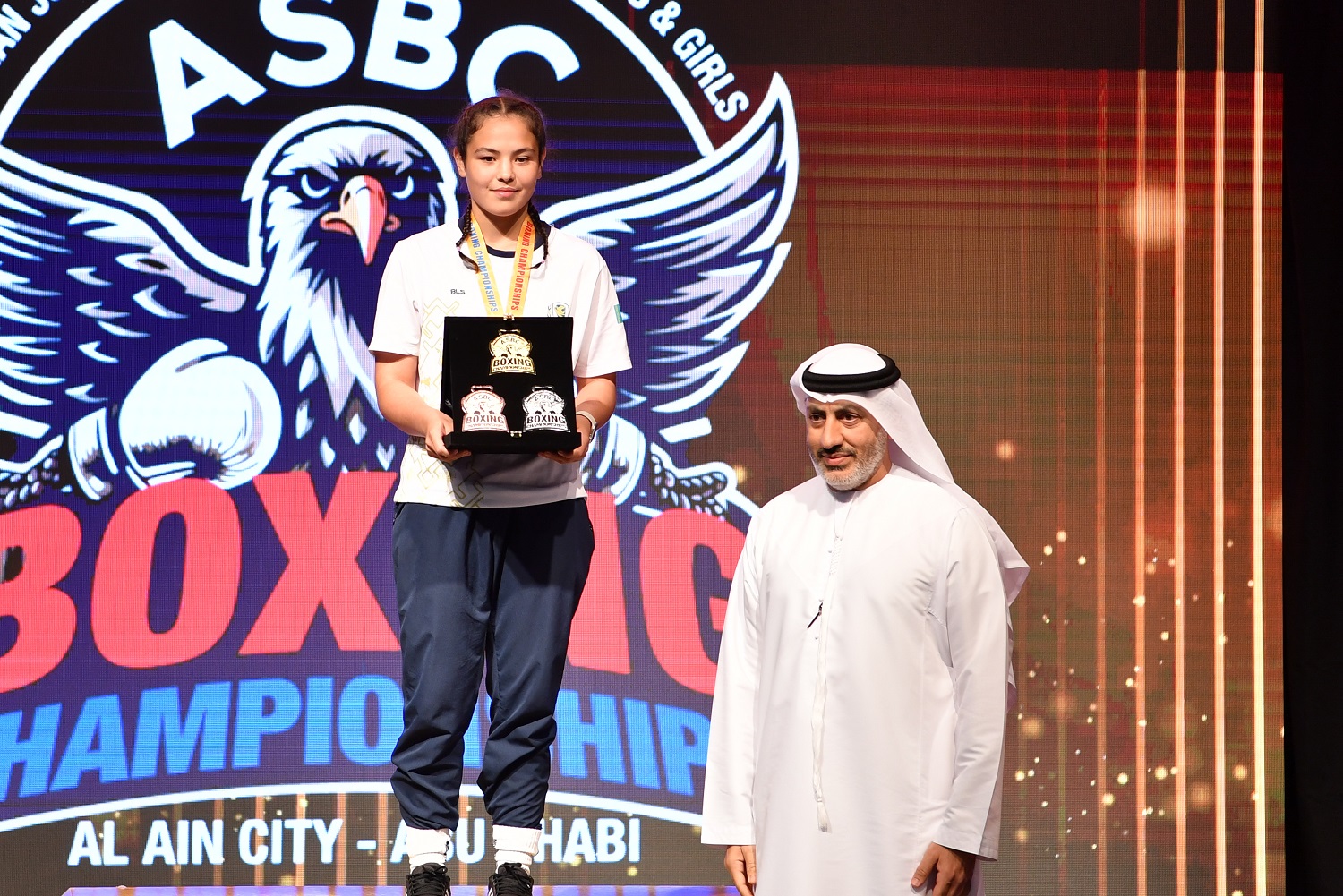 Spotlight on Al Ain's Best Female Junior Boxer – Alina Kudaigenova iz Kazahstana