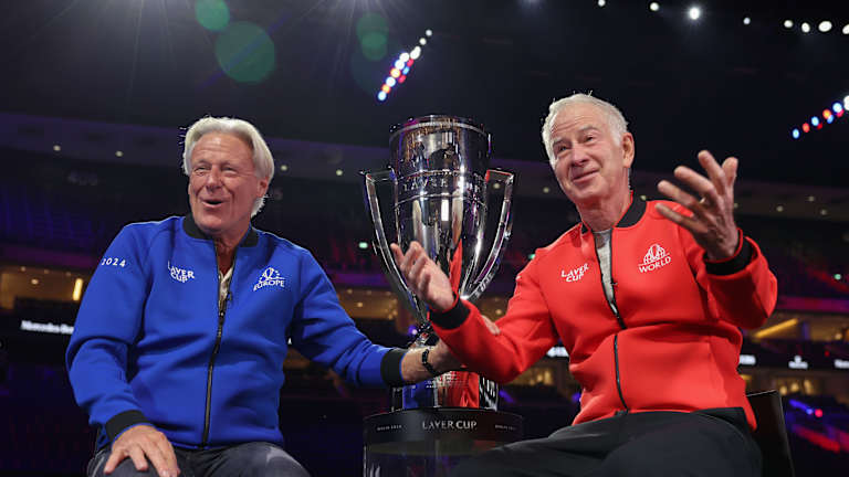 Nakon godina rivalstva, Borg i McEnroe su srećni što su danas zajedno na teniskom terenu.