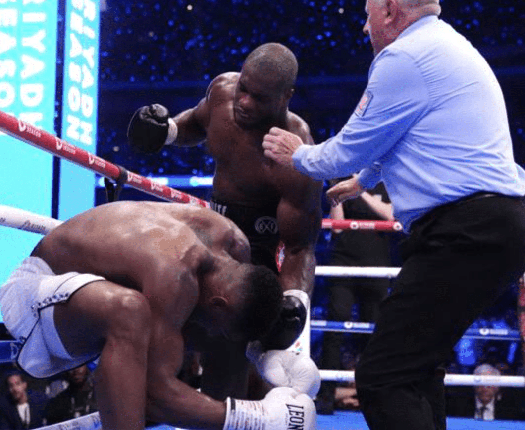 Froch poziva Joshua da promeni svoj tim nakon gubitka Dubois