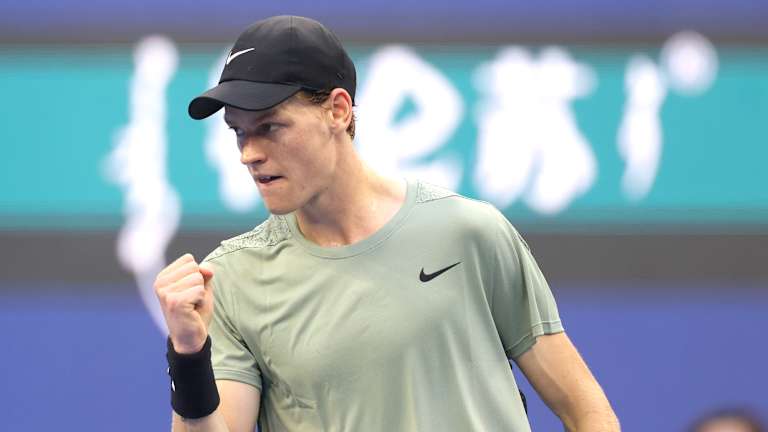 Svi ostali u ATP Top 10 je izgubio najmanje četiri puta od igrača rangiranih van Top 20 u tom rasponu.