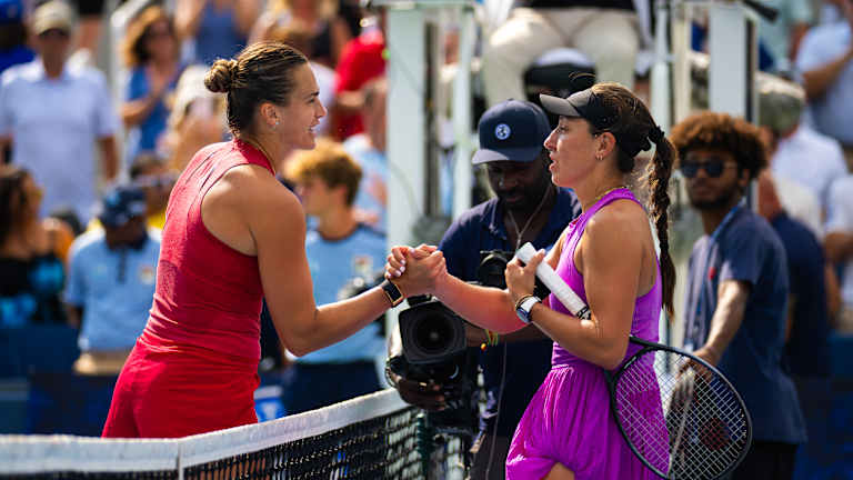 Sabalenka je ispalio 10 asova na 1 duplu grešku u svojoj finalnoj pobedi u Sinsinatiju nad Pegulom.
