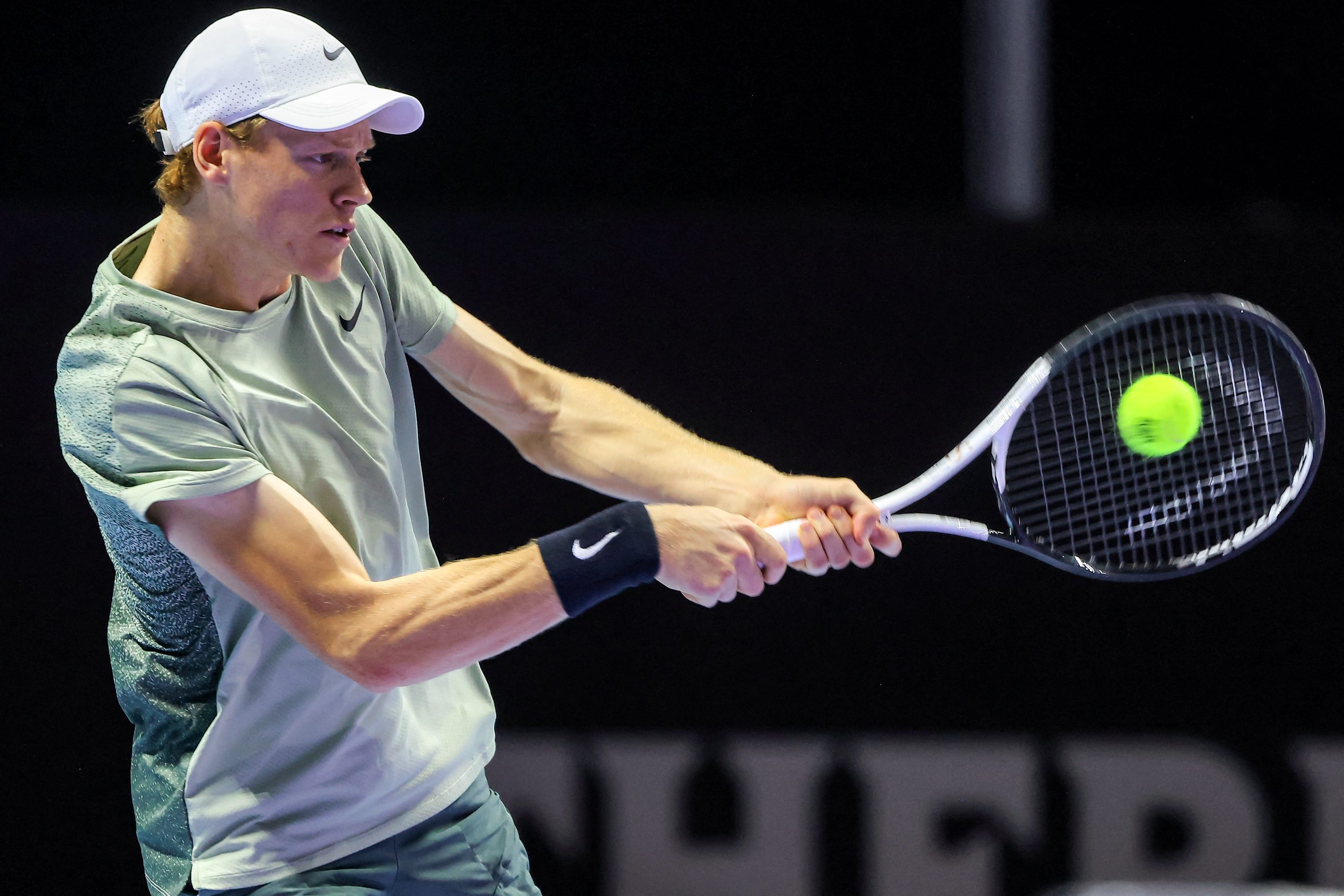 Jannik Siner krunisan kralj Six Kings Slam sa tri seta povratak protiv Karlosa Alkaraza