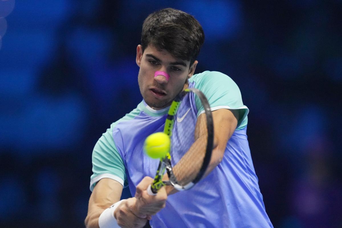 Karlos Alkaraz ima top u ruci i ponovo se pridružuje ATP finalu u Torinu