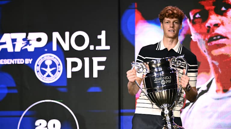 Grešniku je ove nedelje pred domaćim navijačima uručen ATP trofej broj 1 na kraju godine.