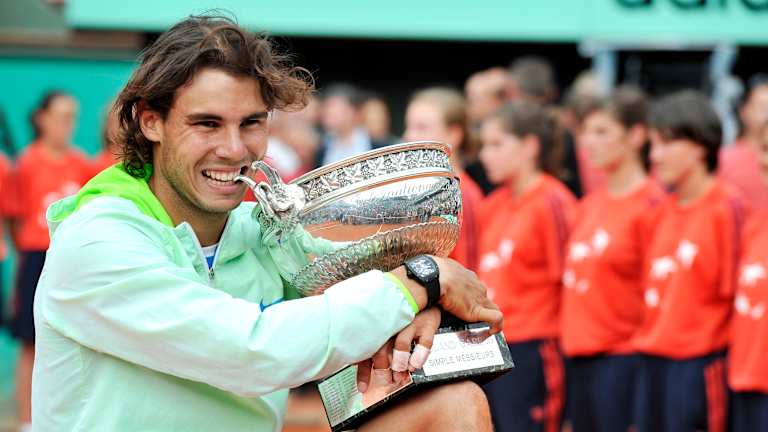 Nadal je takođe jedini teniser u Open eri, muški ili ženski, koji je osvojio bilo koji događaj na nivou turneje - ne samo grend slem događaj - više od 12 puta.