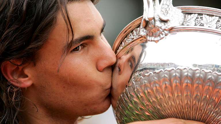 Nadal je takođe osvojio dvocifrene titule na još tri velika događaja na šljaci, osvojivši Barselonu 12 puta, Monte Karlo 11 puta i Rim 10 puta.