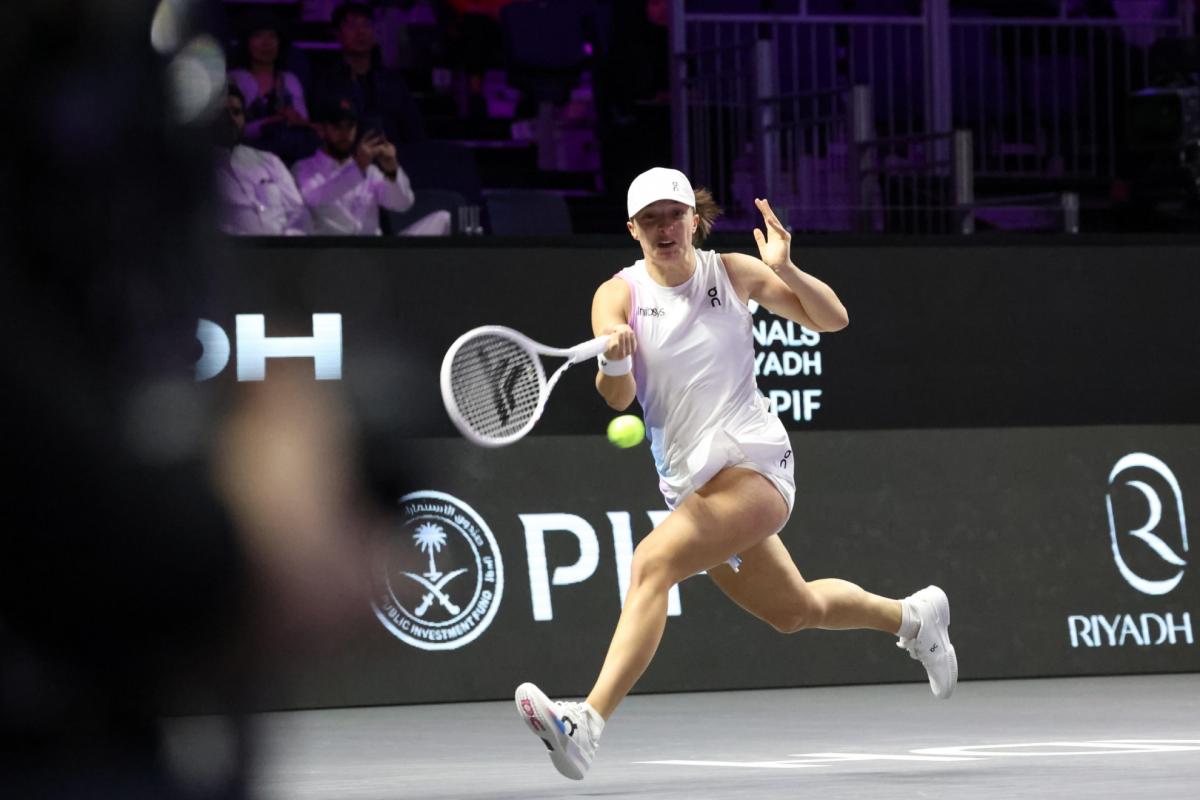 Iga Sviatek pobeđuje za 53 minuta i nada se naklonosti Coco Gauff