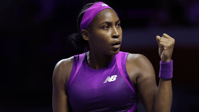 Gauff je obezbedila redak podvig pobede nad Arinom Sabalenkom i Igom Sviatek na istom turniru, rezervišući svoje mesto u prvom meču za VTA finale.