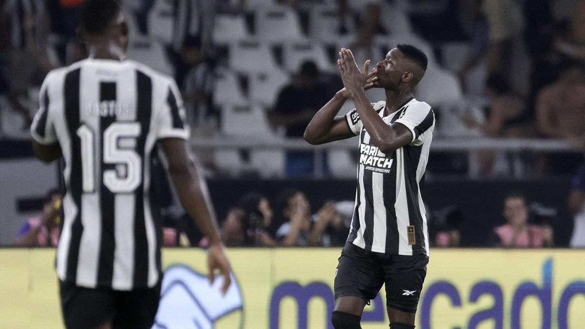 OL: Botafogo nastavlja da čini da John Tektor gubi novac