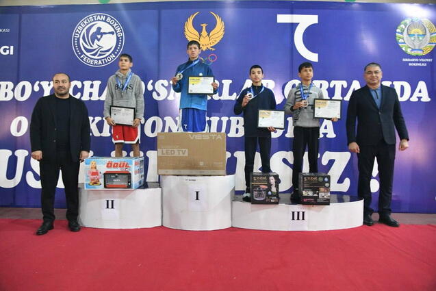Osvajači medalja ASBC-a Sadillakhudjaiev i Istamov bili su zvezde na Uzbekistanskom juniorskom nacionalnom kupu
