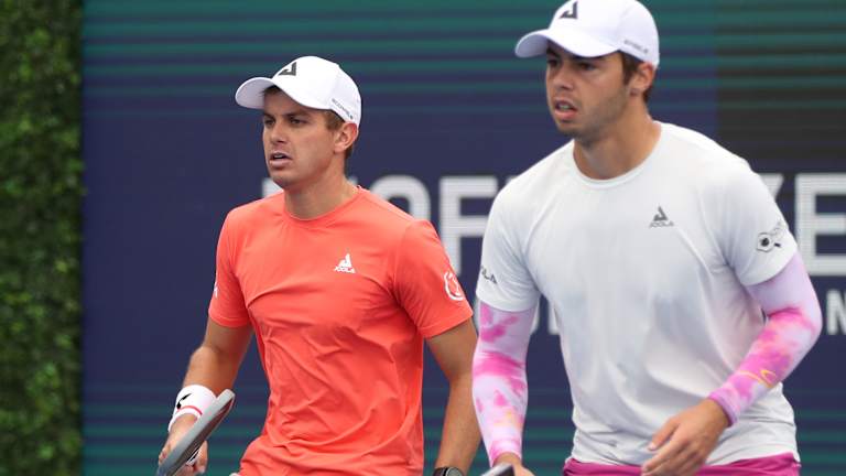 Collin i Ben Johns imaju preko 25 profesionalnih pickleball naslova na svoje ime.