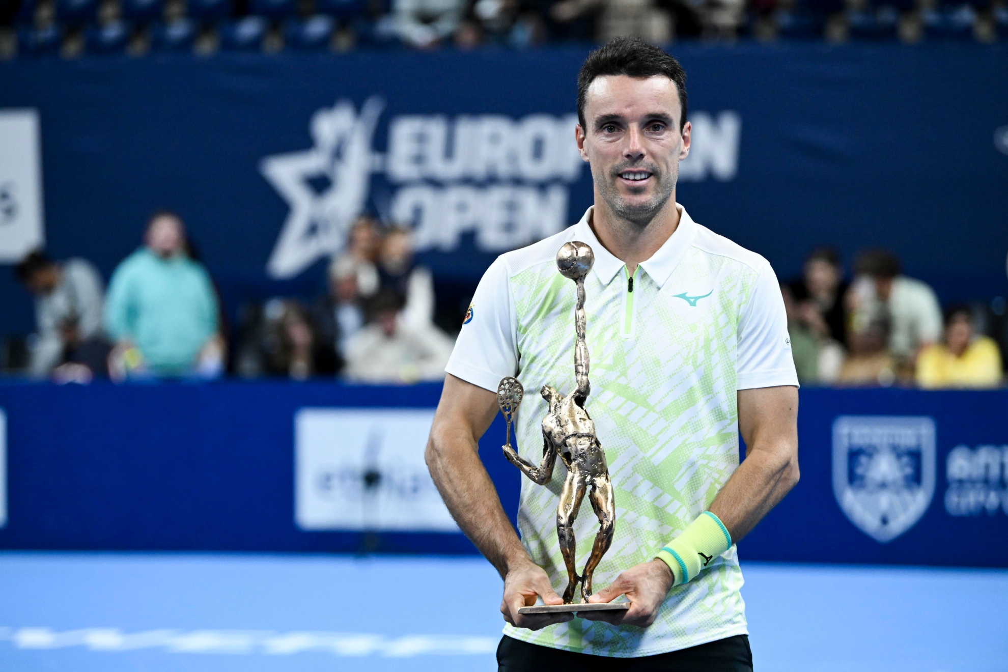 Bautista, sa trofejem u Antverpenu