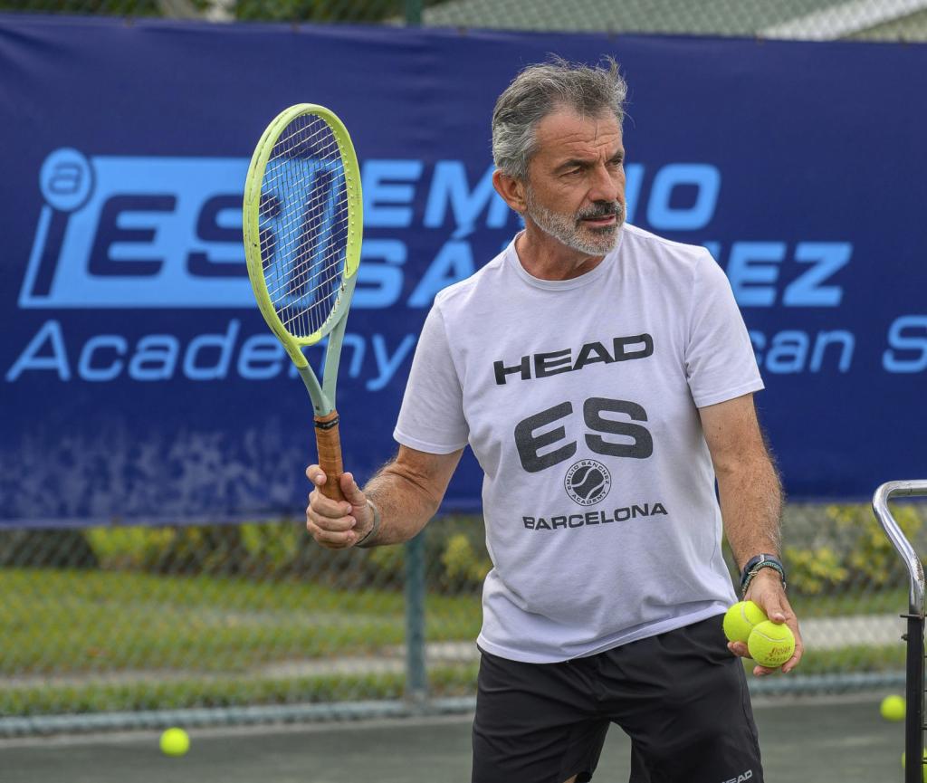 Emilio Sanchez Vicario, u sedištu svoje Akademije u Barseloni.