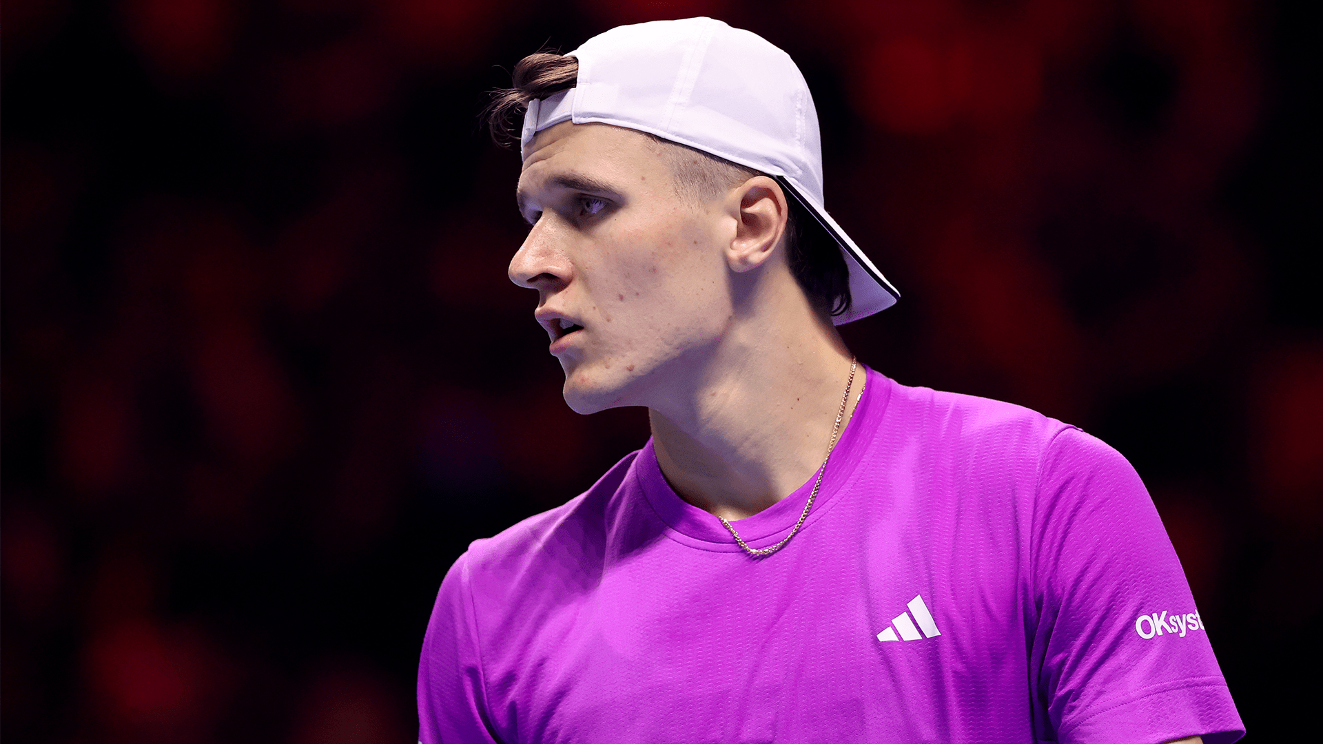 GLEDAJTE: Jakub Mensik potresen zahtevom za doping test usred meča tokom ATP finala sledeće generacije