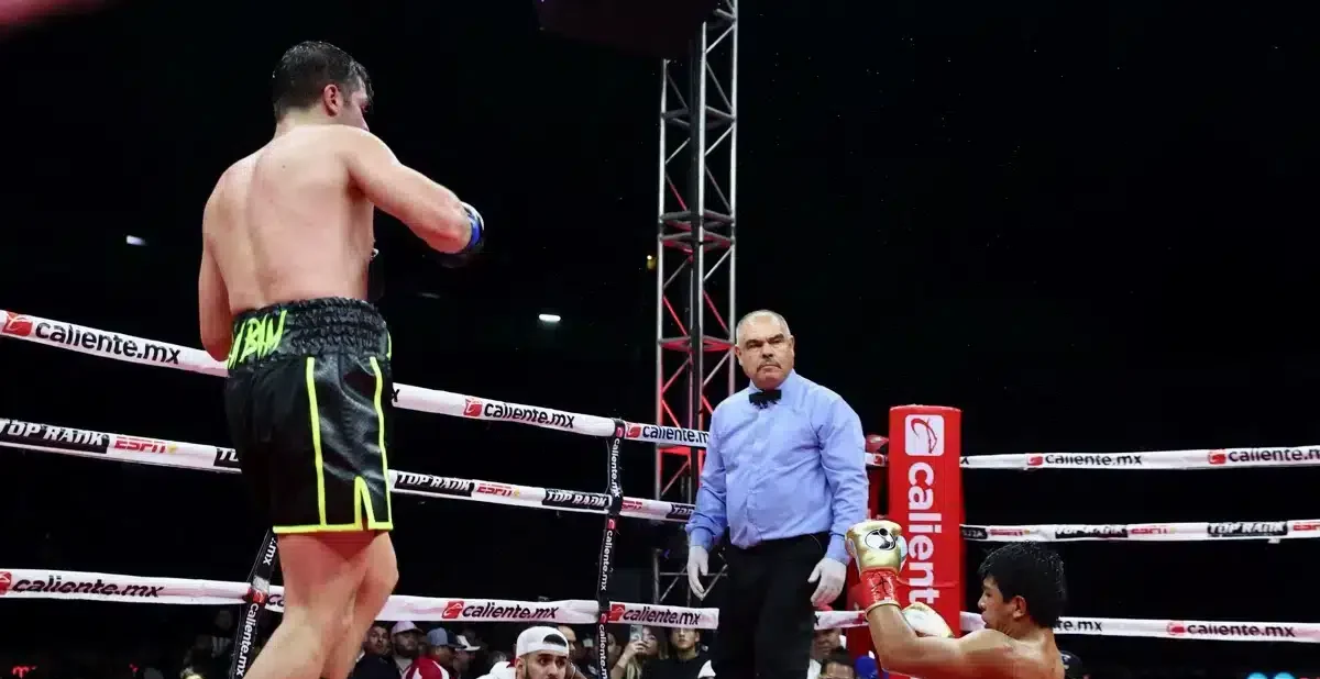 Benavidez Sr. kaže Munguia da izbegne Surace revanš