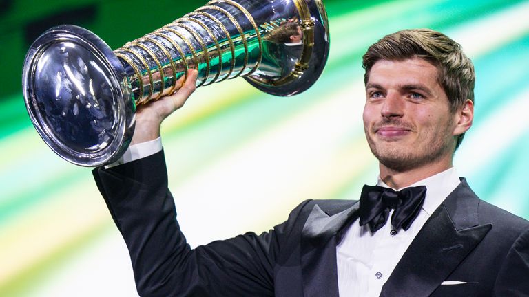 VERSTAPEN Maks, Red Bul Racing, FIA Formula 1, portret tokom ceremonije dodele nagrada FIA 2024, 13. decembra 2024. u BK Areni, u Kigaliju, Ruanda - Foto Julien Delfosse / DPPI