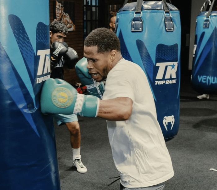Hanei Trains For Left Hooks, Hinting At A Garcia Revanš