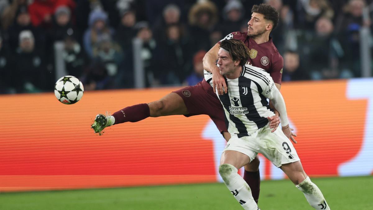 Juventus: napeto je sa Dušanom Vlahovićem